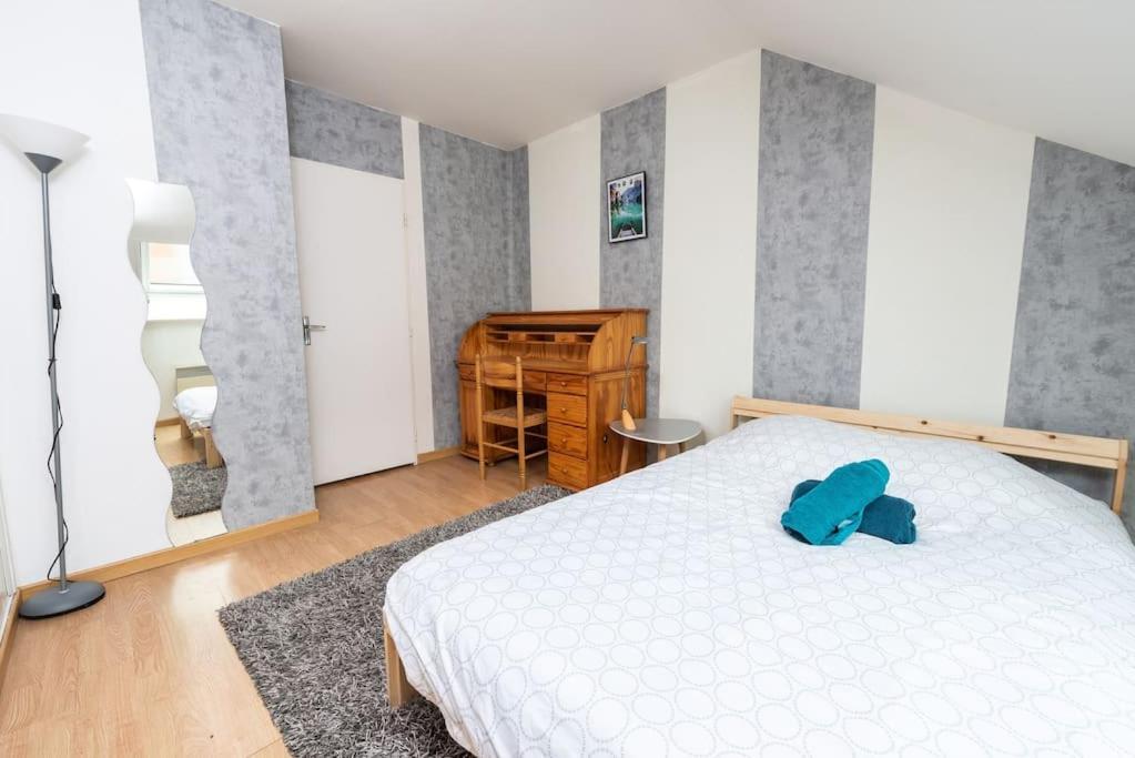 Duplex Cosy Et Contemporain Avec Parking Prive Apartment Amiens Exterior photo